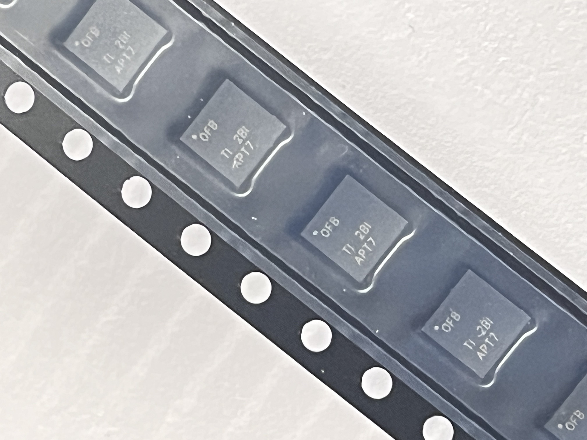 BQ24617RGER - Battery Charging IC - VQFN-24-EP(4x4)