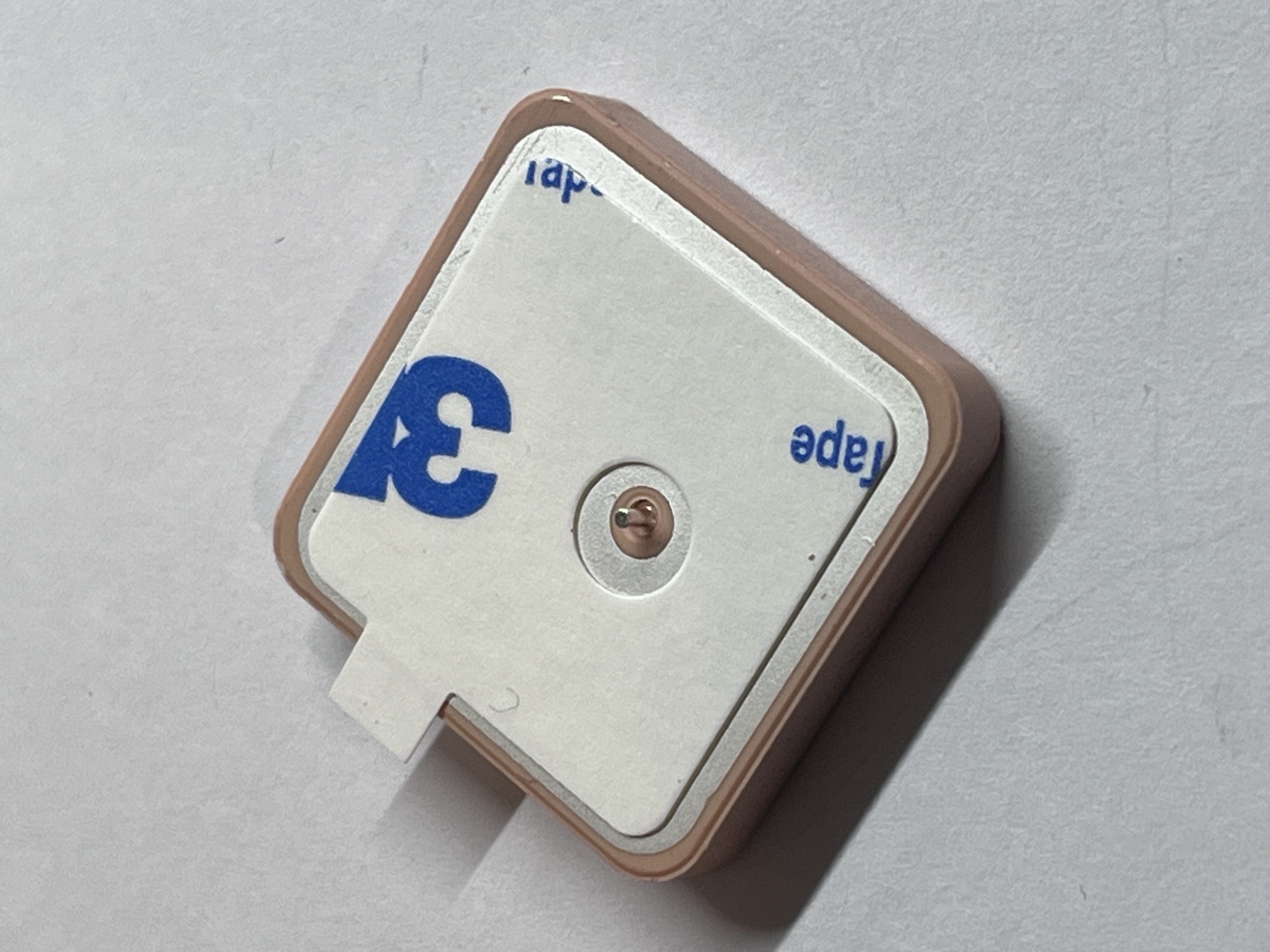 BWGNSCNX25-25W4 - GNSS-/GPS-Keramik-Patchantenne 25x25 mm, Durchsteckmontage - Through Hole 25x25mm